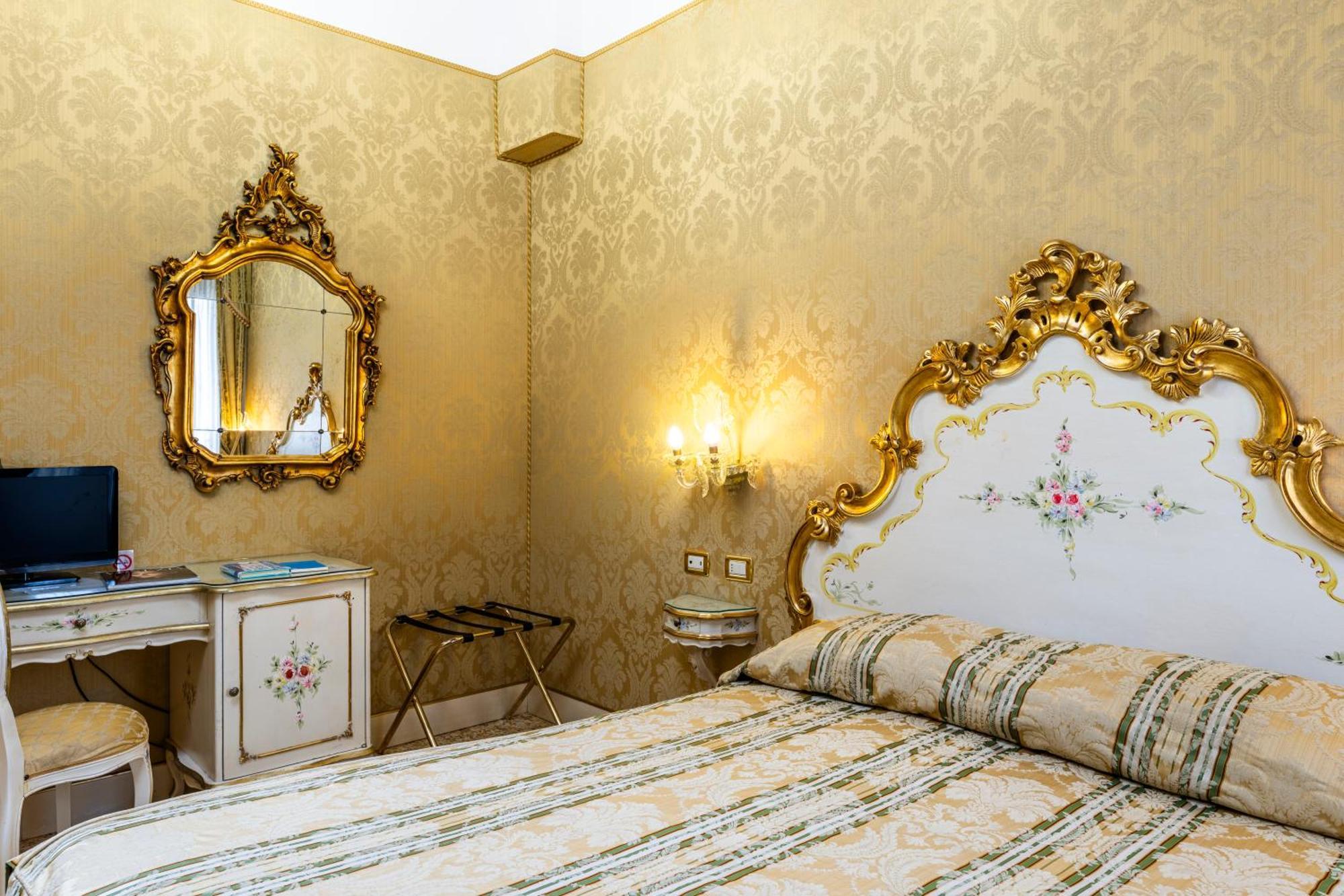 Hotel Ca' Dogaressa Venedig Exterior foto