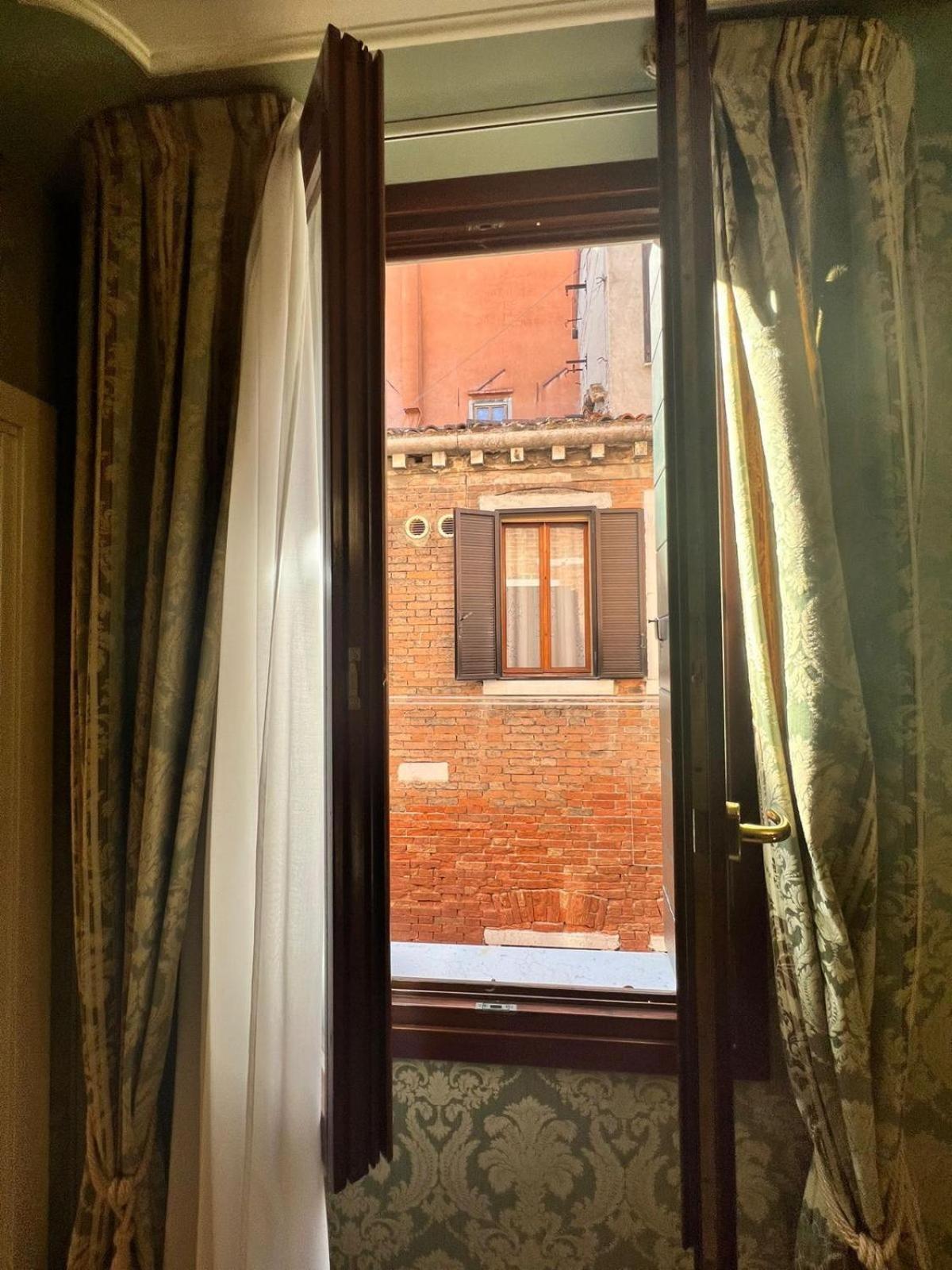 Hotel Ca' Dogaressa Venedig Exterior foto
